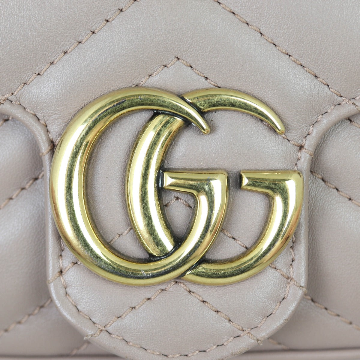 Gucci GG Marmont Super Mini Shoulder Bag