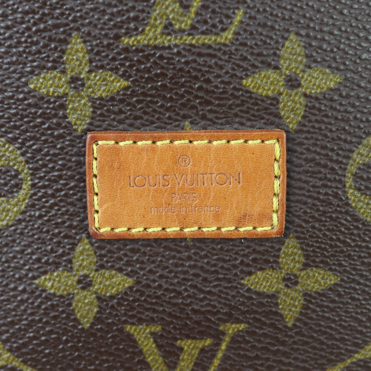 Louis Vuitton Saumur 43 Monogram
