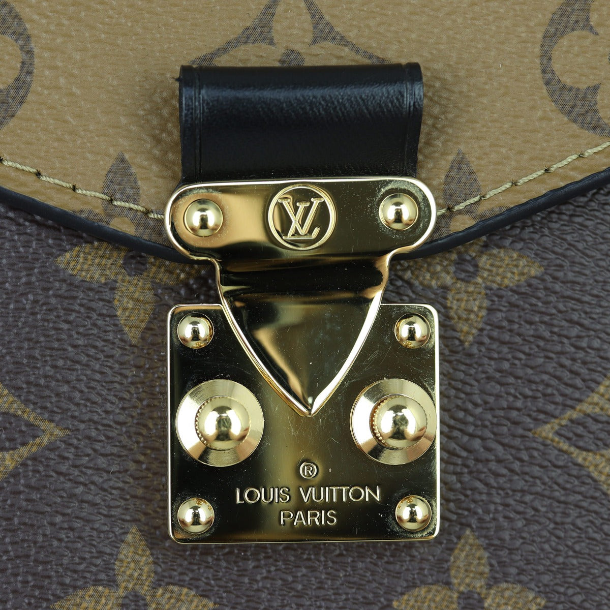 Louis Vuitton Pochette Metis Monogram Reverse