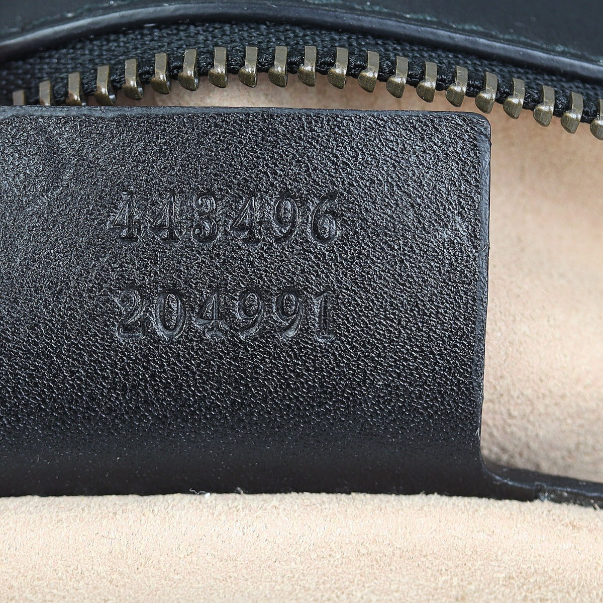 Gucci GG Marmont Medium Shoulder Bag