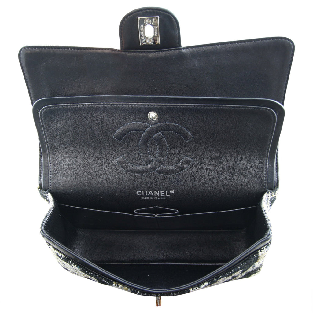 Chanel Classic Double Flap Medium Tweed