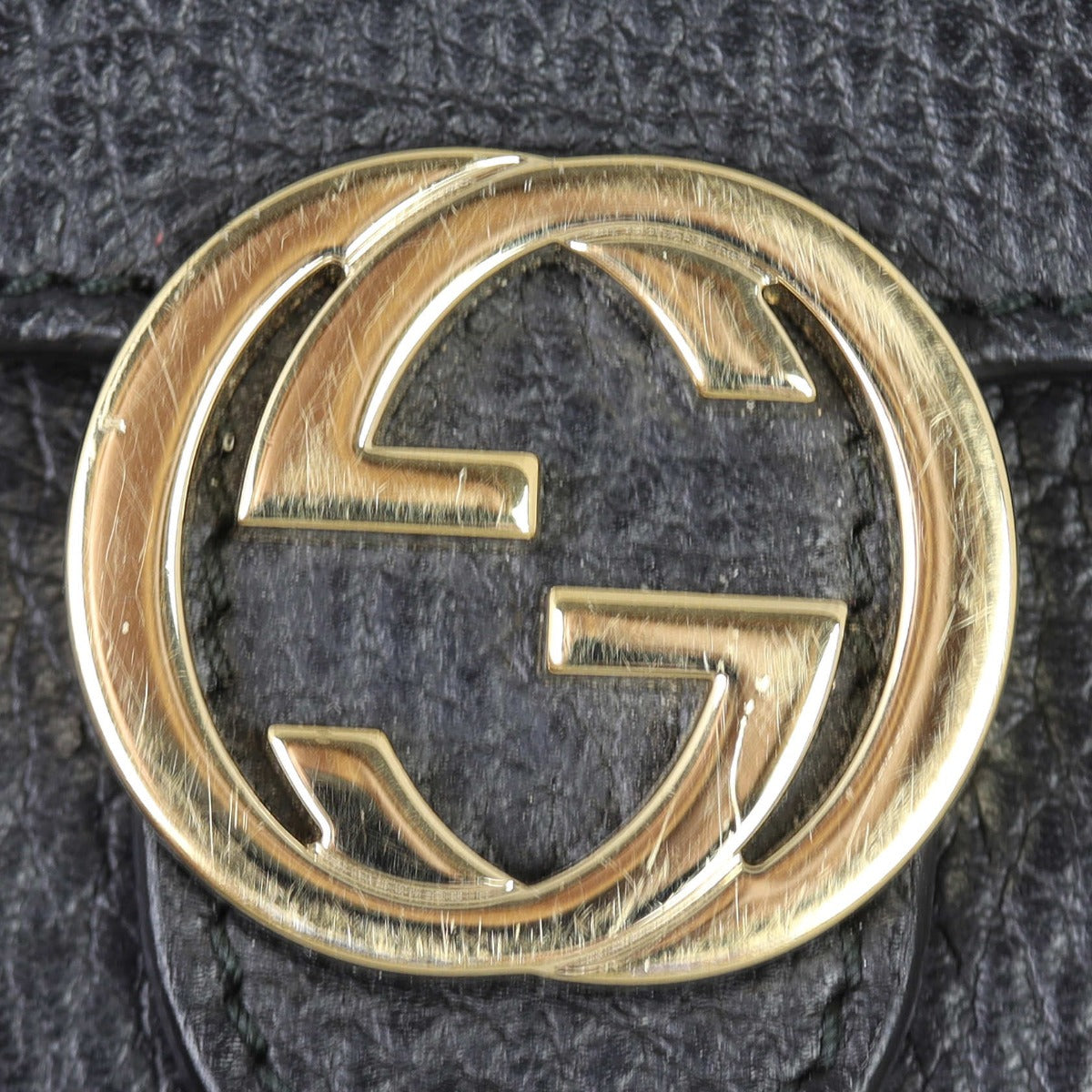 Gucci Interlocking G Wallet on Chain
