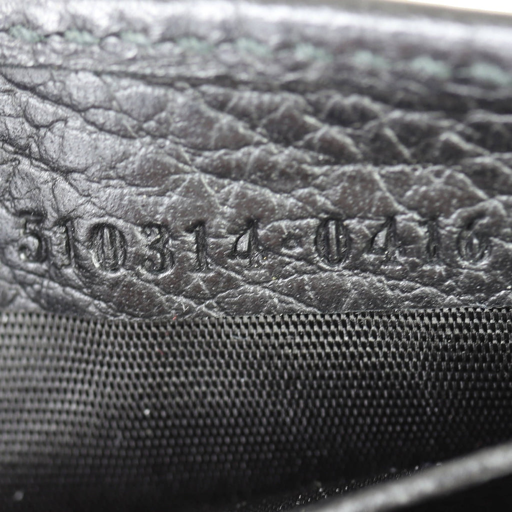 Gucci Interlocking G Wallet on Chain