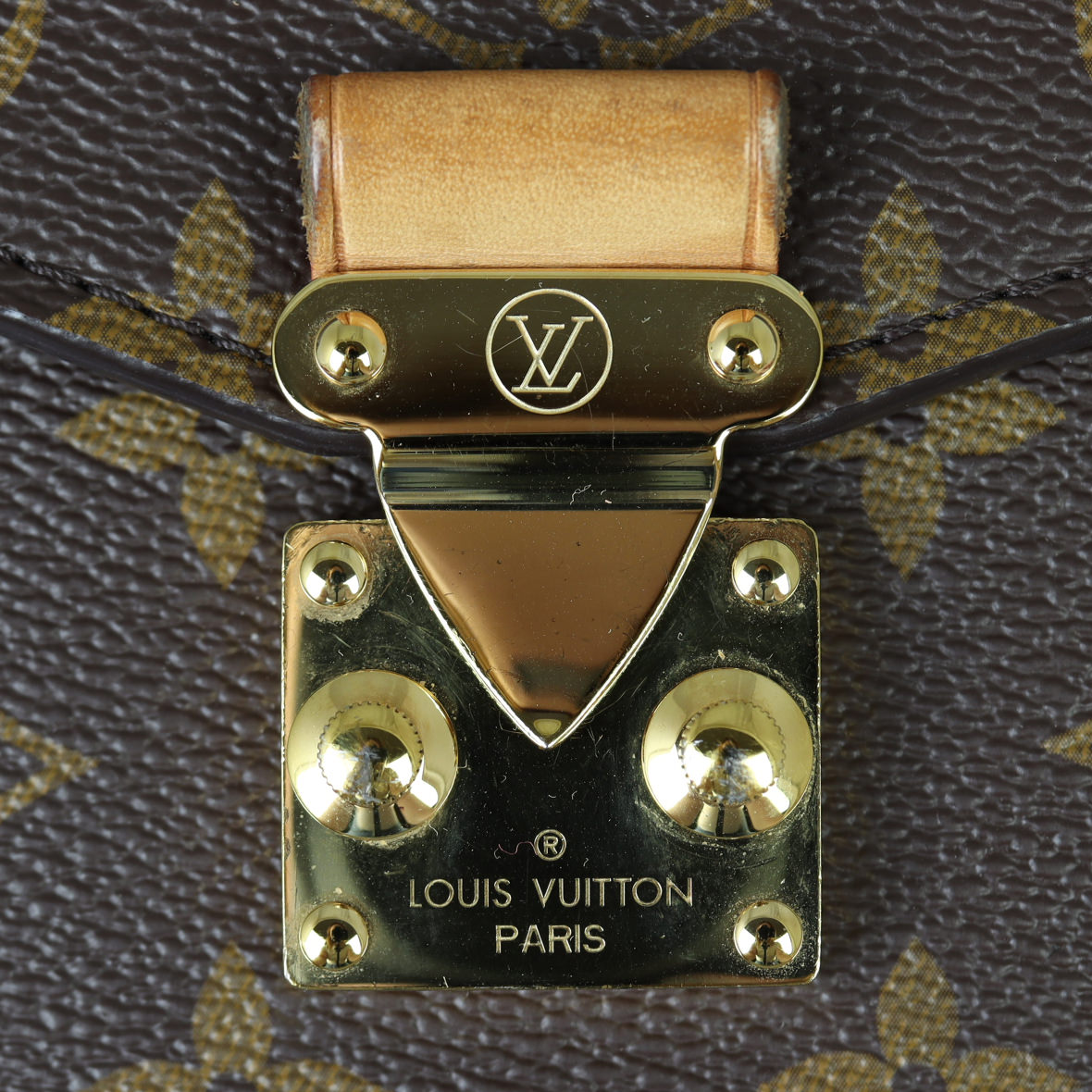 Louis Vuitton Pochette Metis Monogram