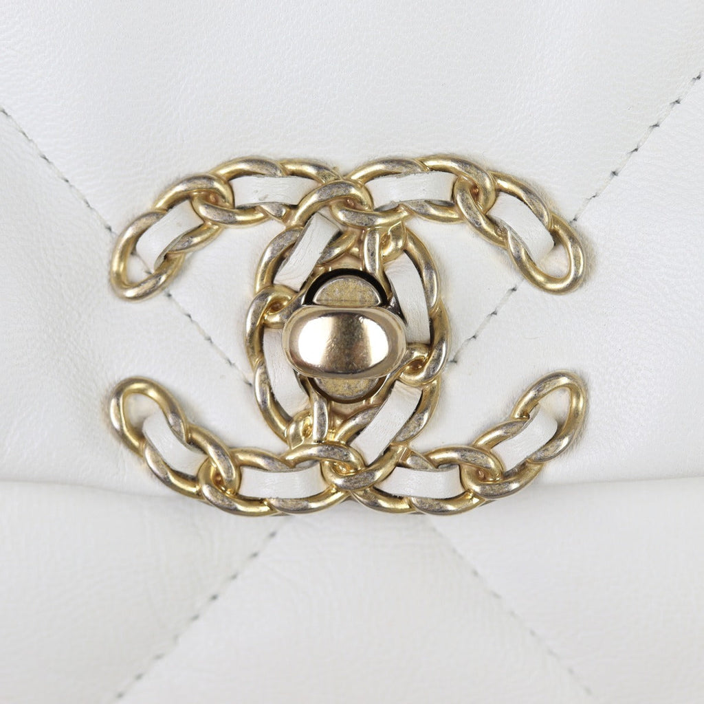 Chanel 19 Flap Bag Medium | White