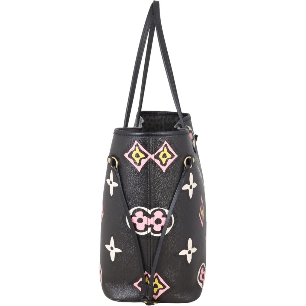 Louis Vuitton Neverfull MM Wild at Heart Giant Monogram