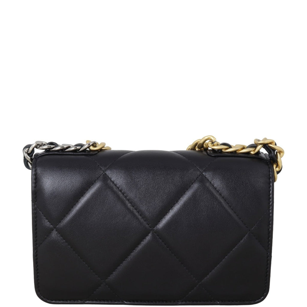 Chanel 19 Wallet On Chain