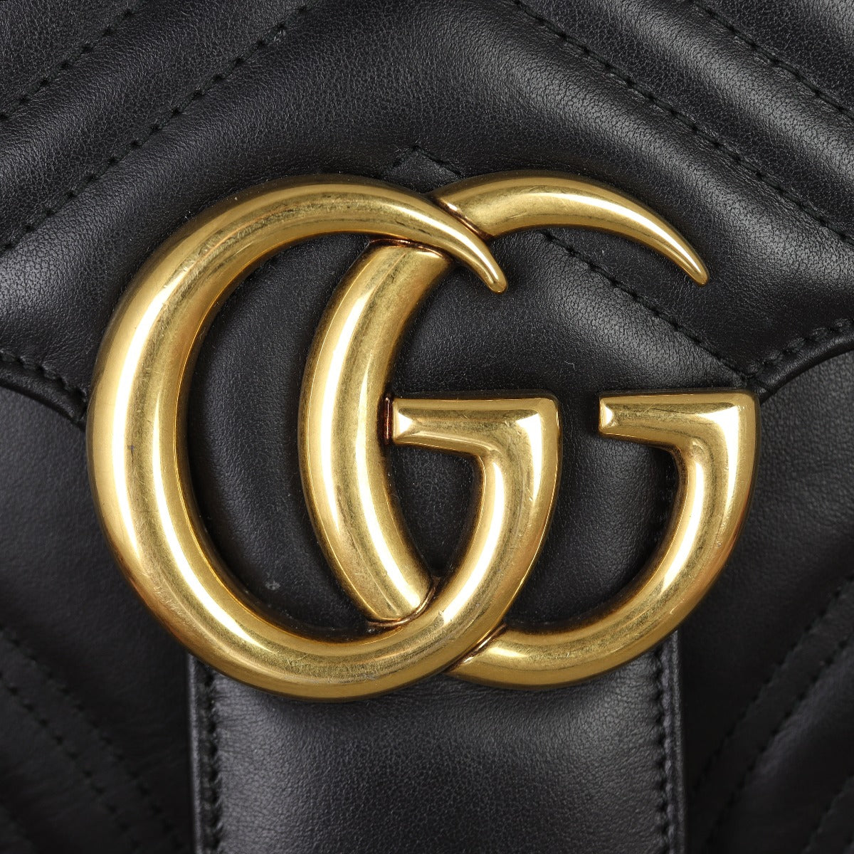 Gucci GG Marmont Top Handle Medium Bag