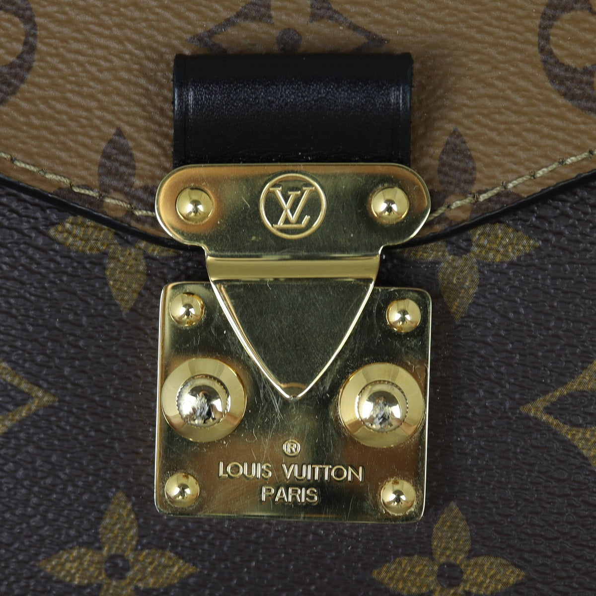 Louis Vuitton Pochette Metis Monogram Reverse