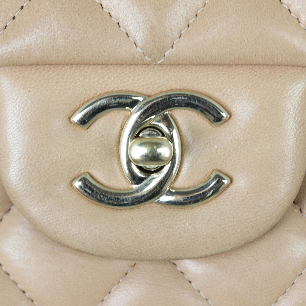 Chanel Classic Double Flap Jumbo | Beige Lambskin