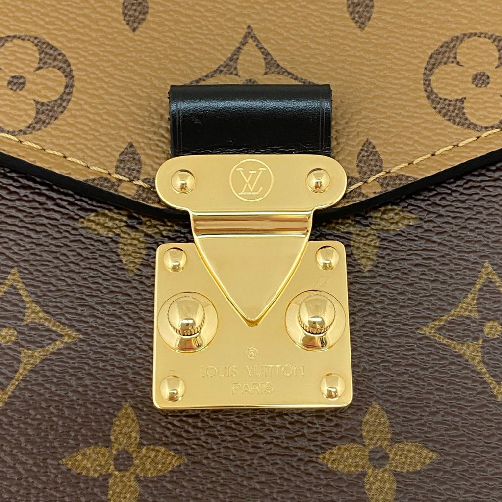 Louis Vuitton Pochette Metis Monogram Reverse