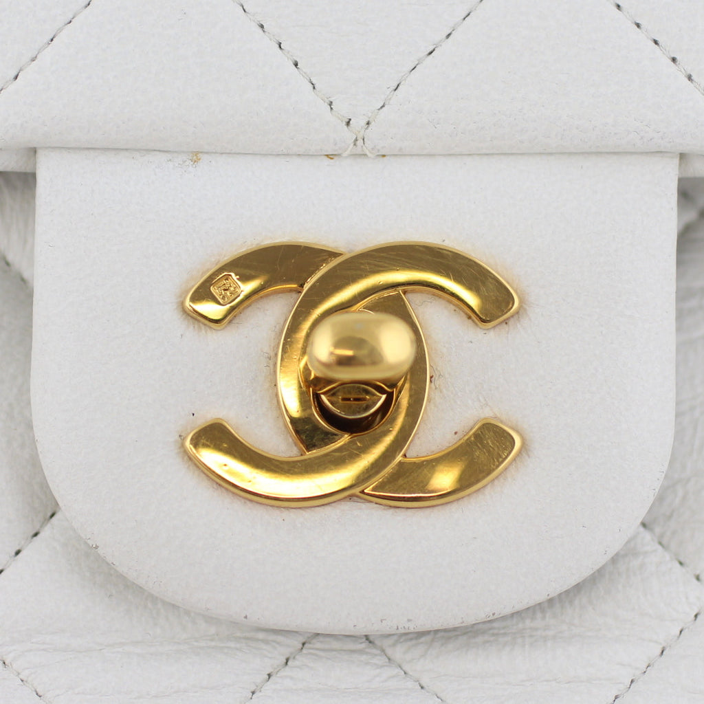 Chanel Vintage Classic Double Flap Medium