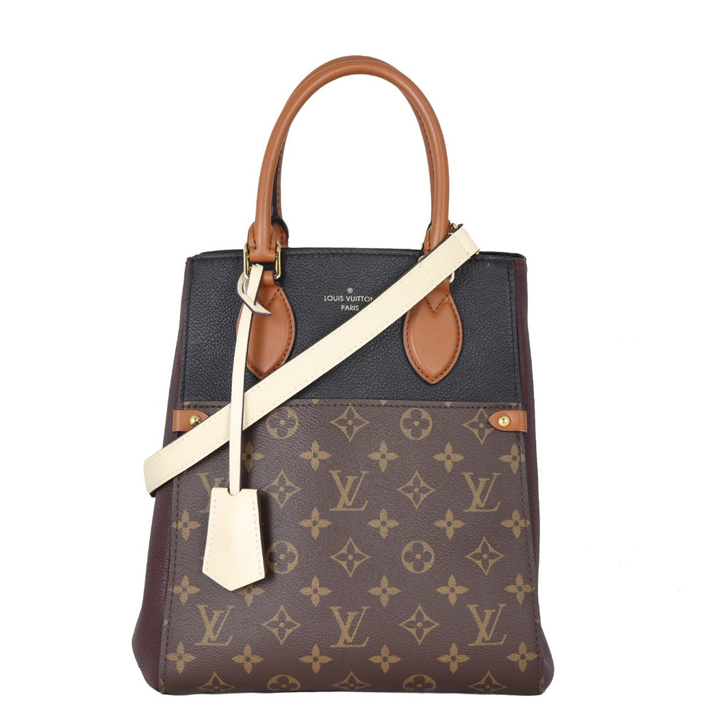 Louis Vuitton Fold Tote MM Monogram