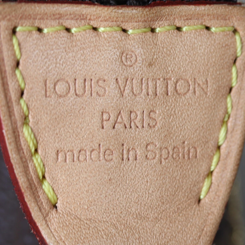 Louis Vuitton Mini Pochette Accessoires Monogram with Strap