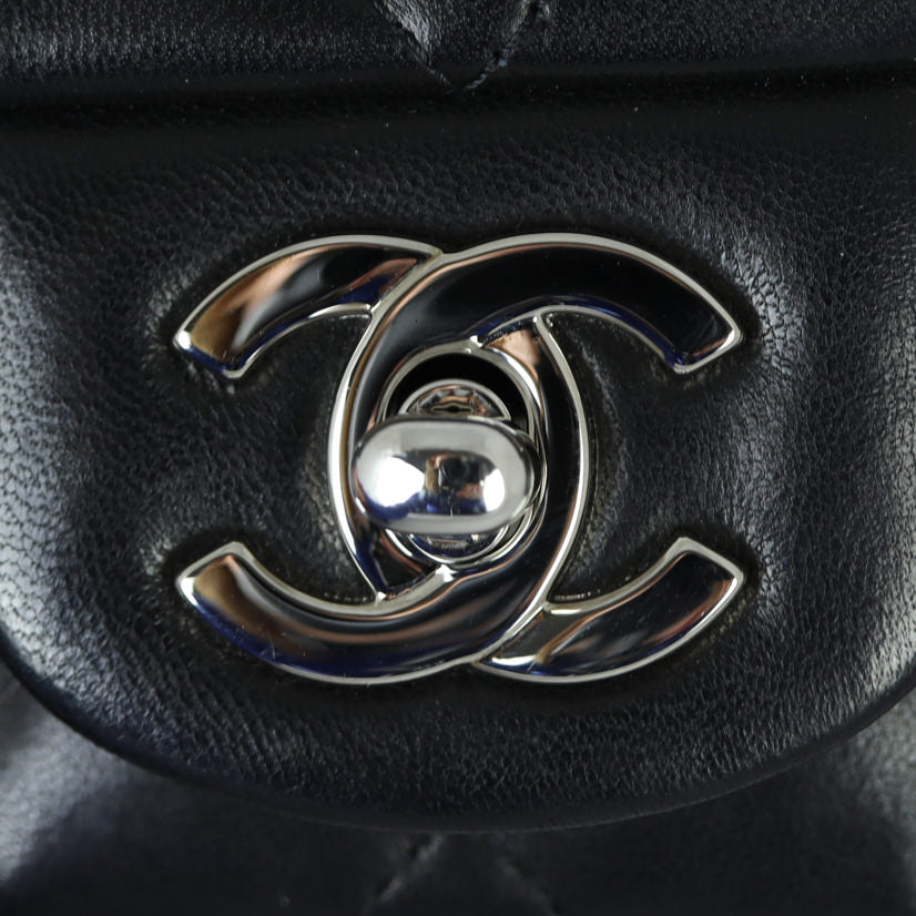 Chanel Classic Flap Mini Square | SHW