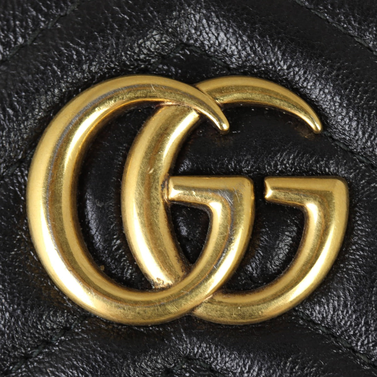 Gucci GG Marmont Round Chain Shoulder Bag