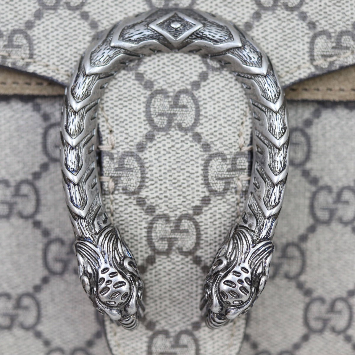 Gucci Dionysus GG Supreme Small Shoulder Bag