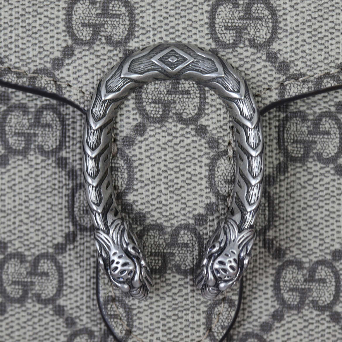 Gucci Dionysus GG Supreme Chain Wallet