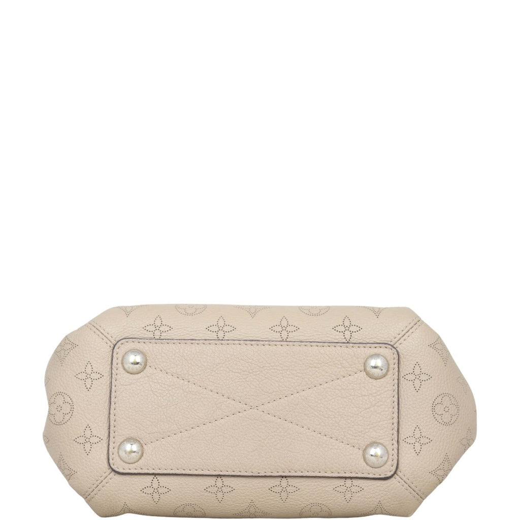Louis Vuitton Babylone Chain BB Mahina