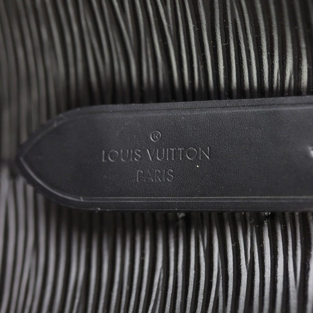 Louis Vuitton NeoNoe Epi