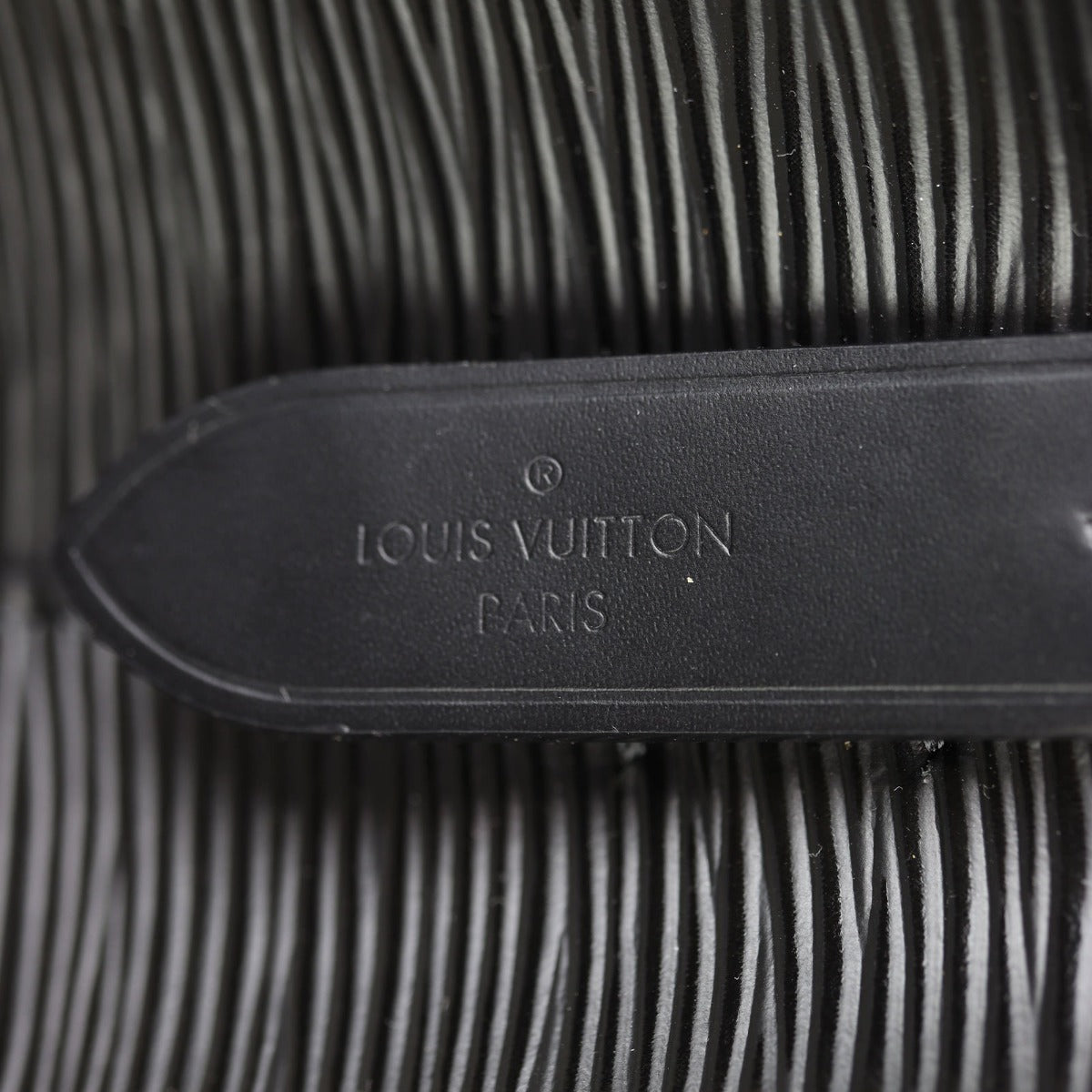 Louis Vuitton NeoNoe Epi