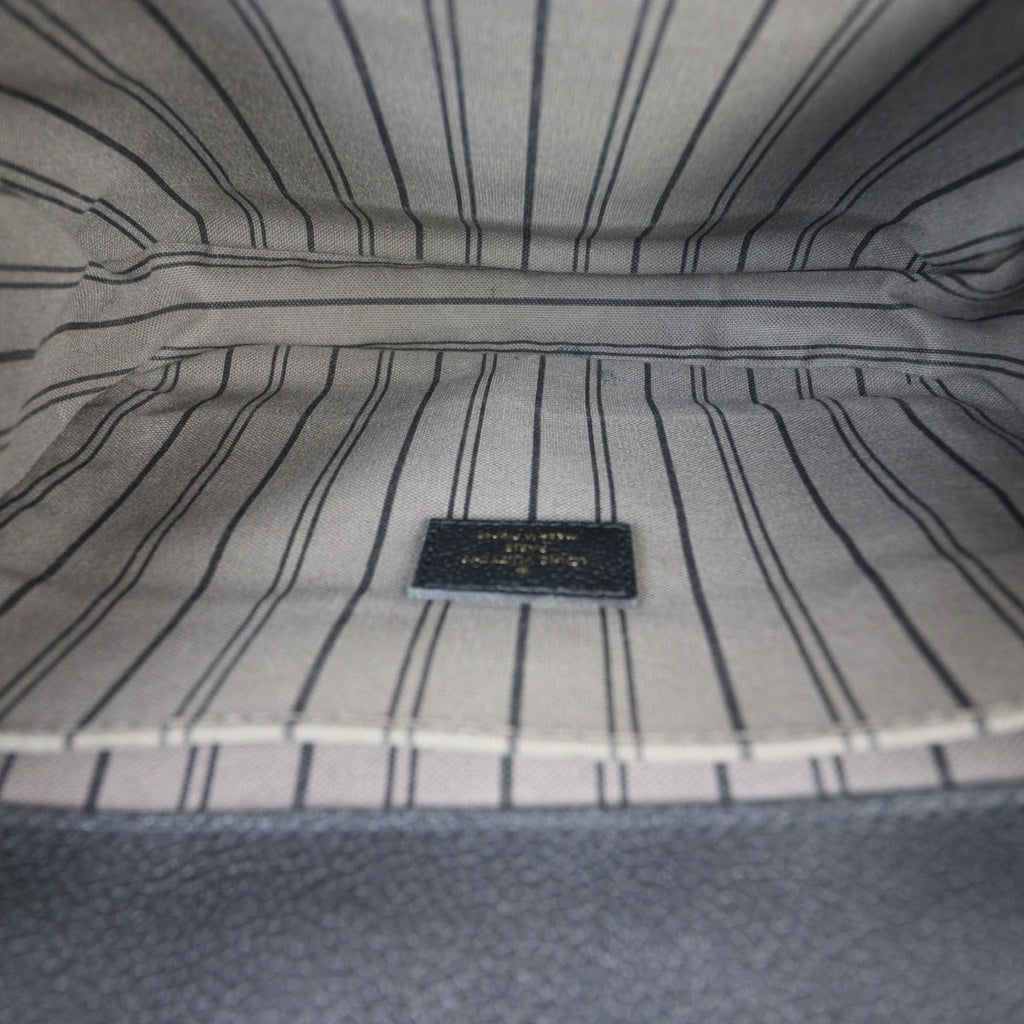 Louis Vuitton Pochette Metis Monogram Empreinte