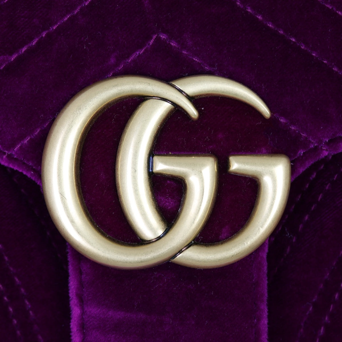 Gucci GG Marmont Small Velvet Shoulder Bag