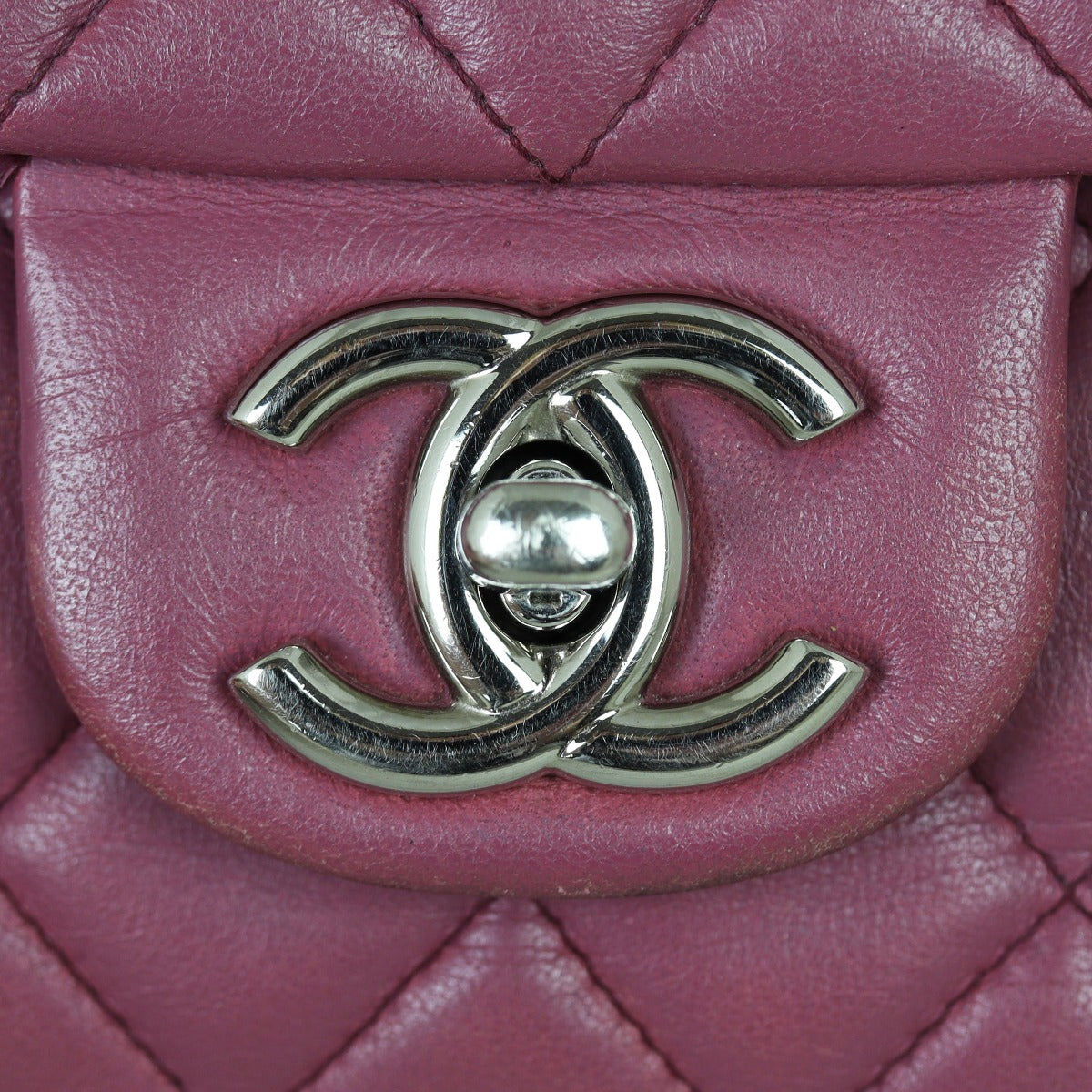 Chanel Classic Double Flap Medium | Orchid Purple