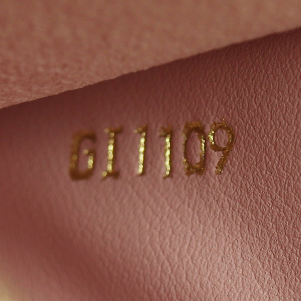 Louis Vuitton Pochette Double Zip Monogram Giant