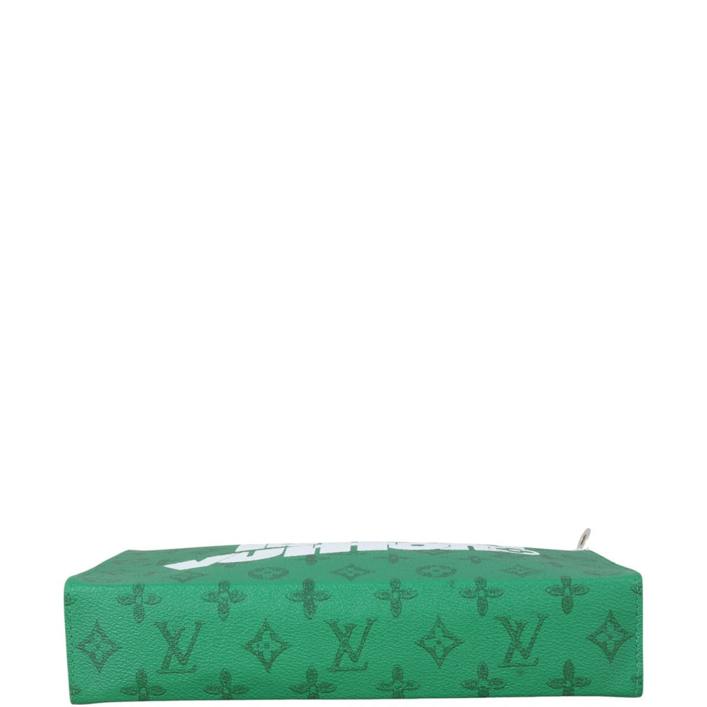 Louis Vuitton Pochette Voyage MM Everyday Signature