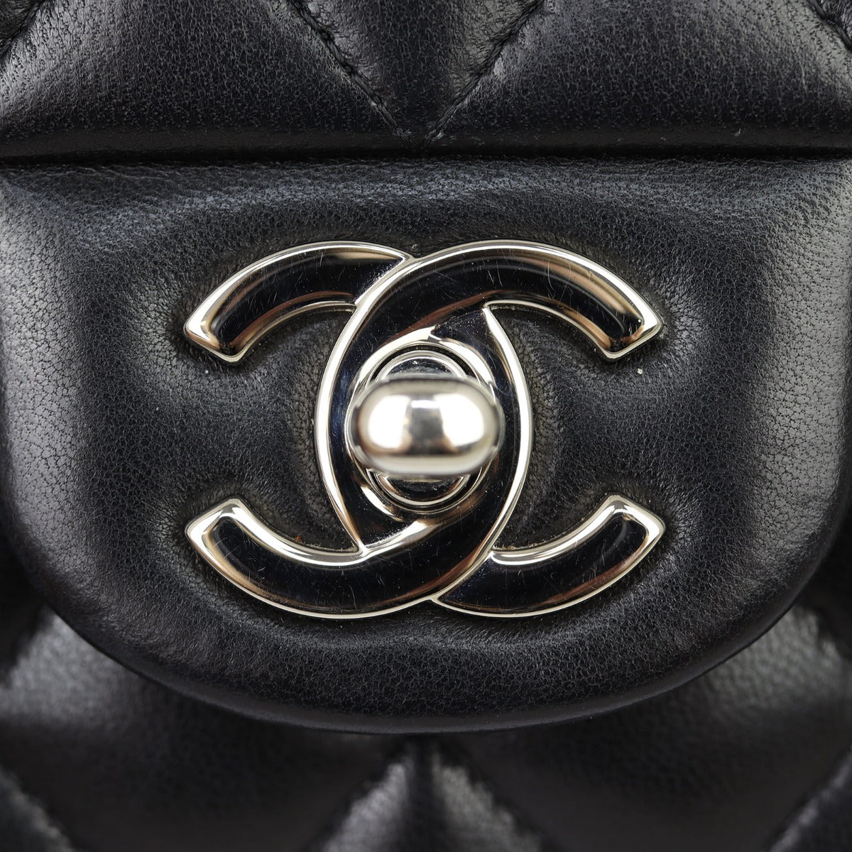 Chanel Classic Double Flap Medium | 10 Series