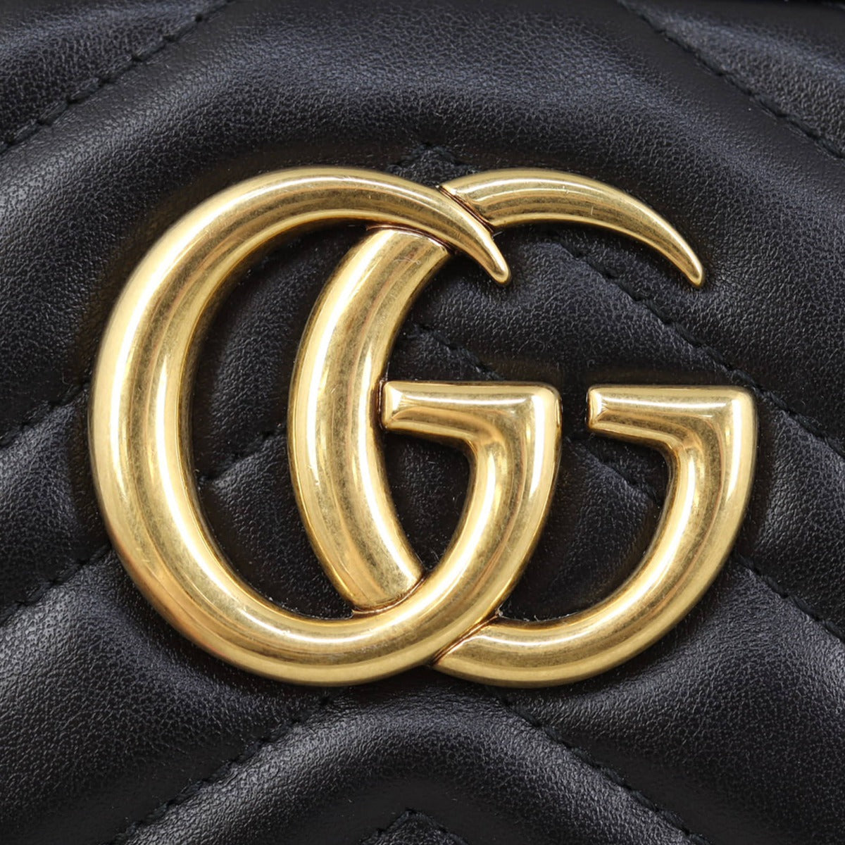 Gucci GG Marmont Small Camera Bag
