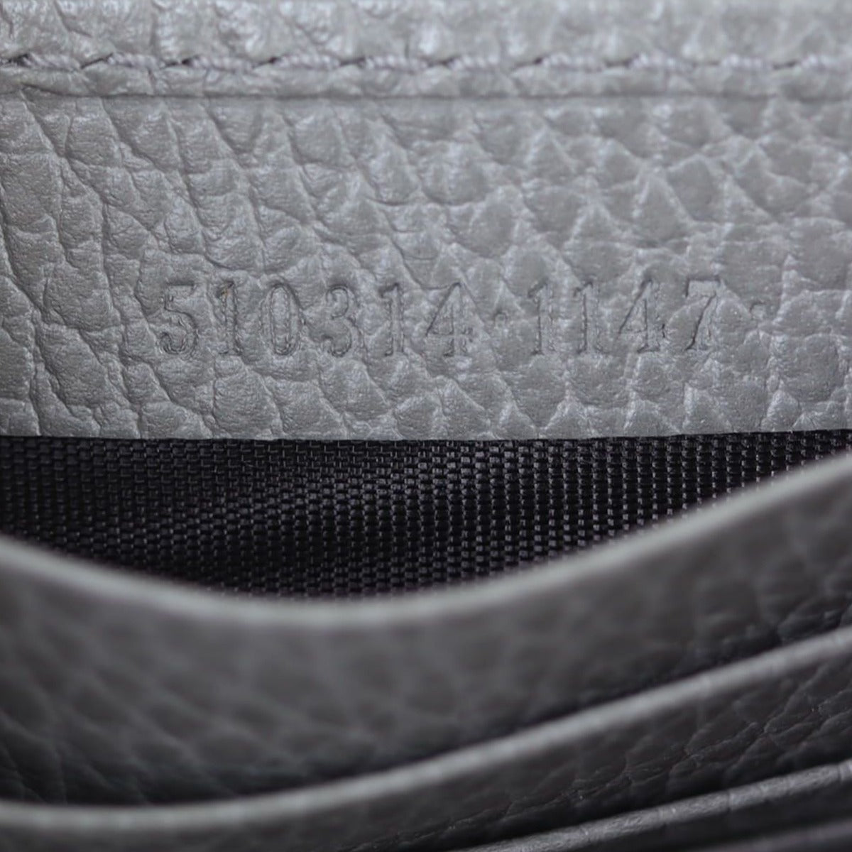 Gucci Interlocking G Wallet on Chain