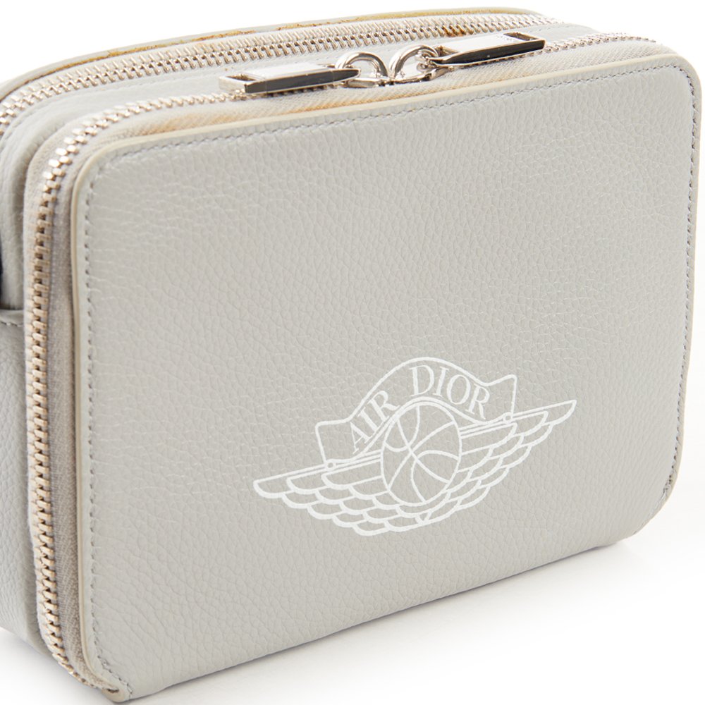 Christian Dior Cross Body Dior X Jordan Wings Messenger Bag in White, Calfskin