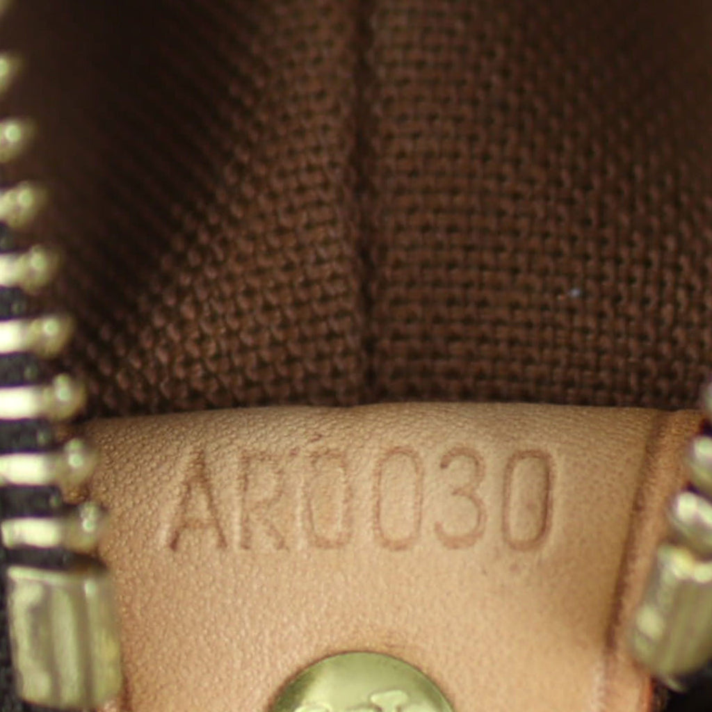 Louis Vuitton Cabas Mezzo Tote