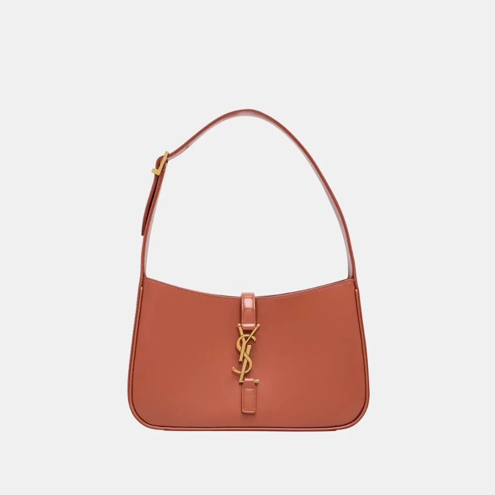 Saint Laurent Le 5 à 7 Shoulder Bag in Patent Leather (Mild Rose)