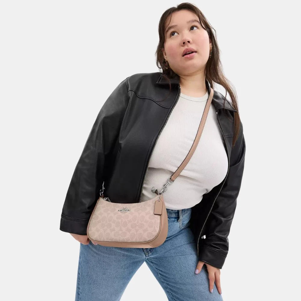 Coach Teri Shoulder Bag In Signature Canvas