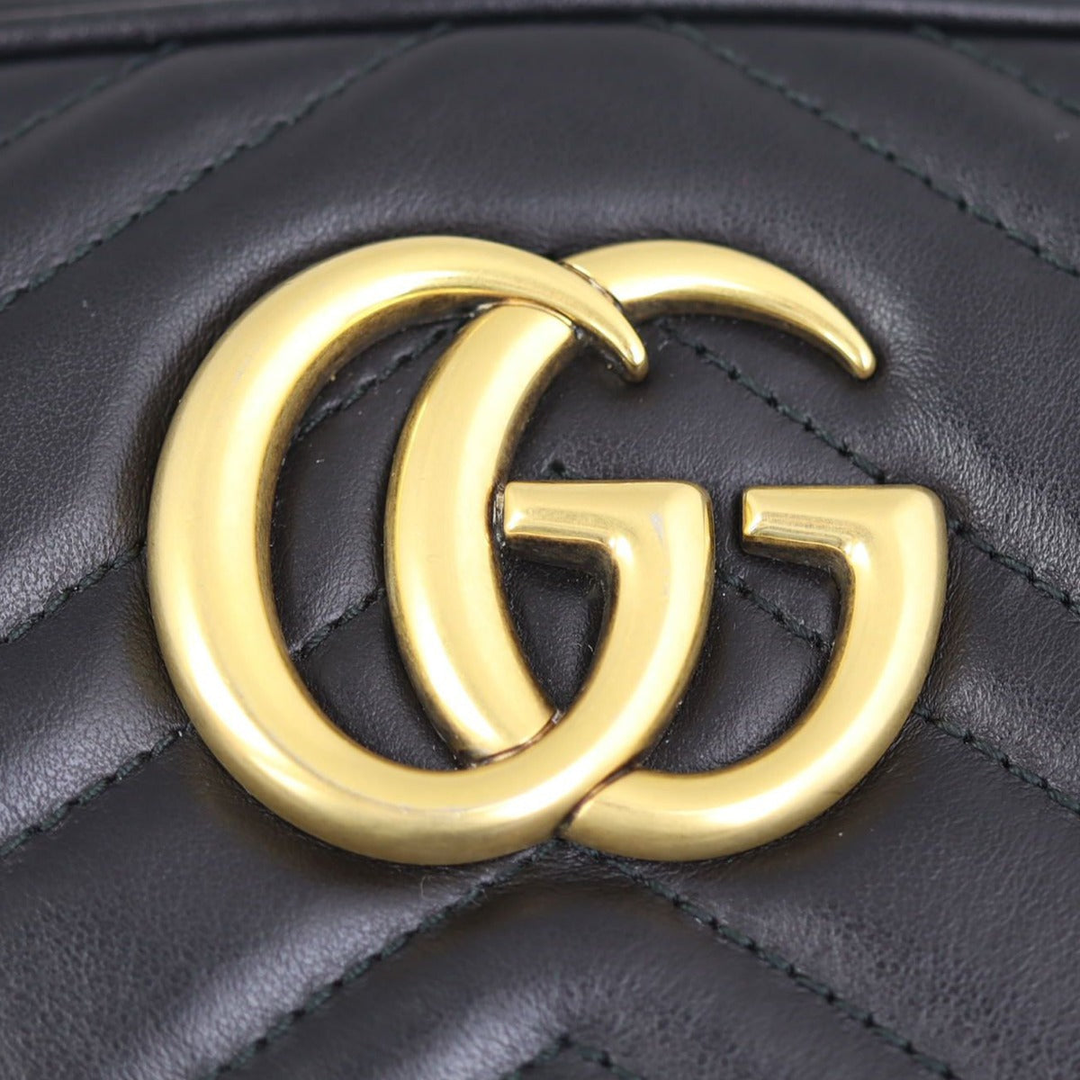 Gucci GG Marmont Small Camera Bag