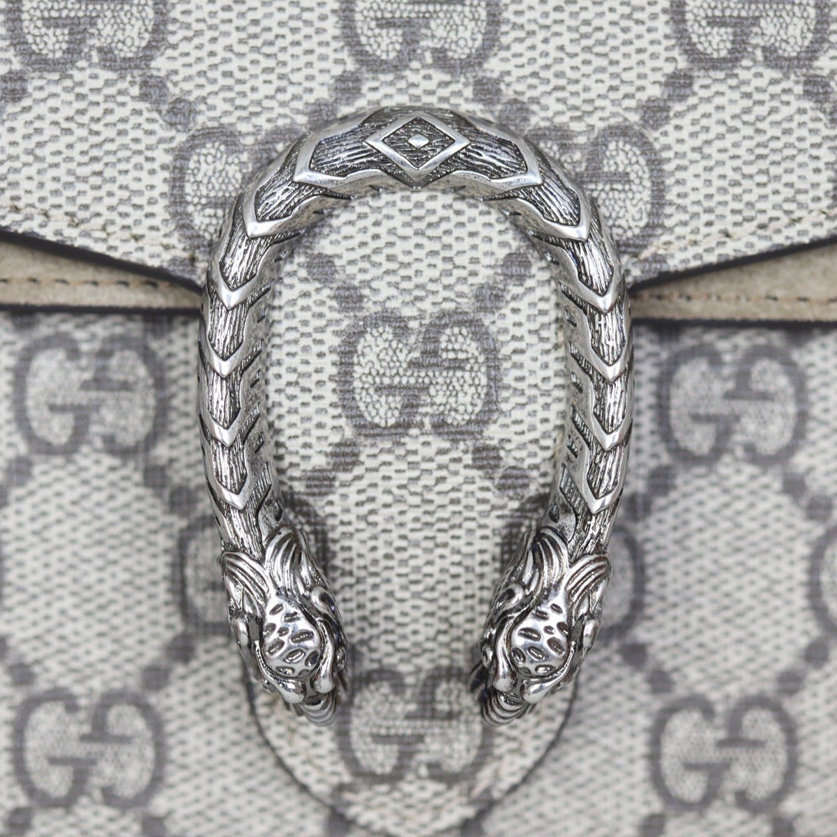 Gucci Dionysus GG Supreme Super Mini Bag