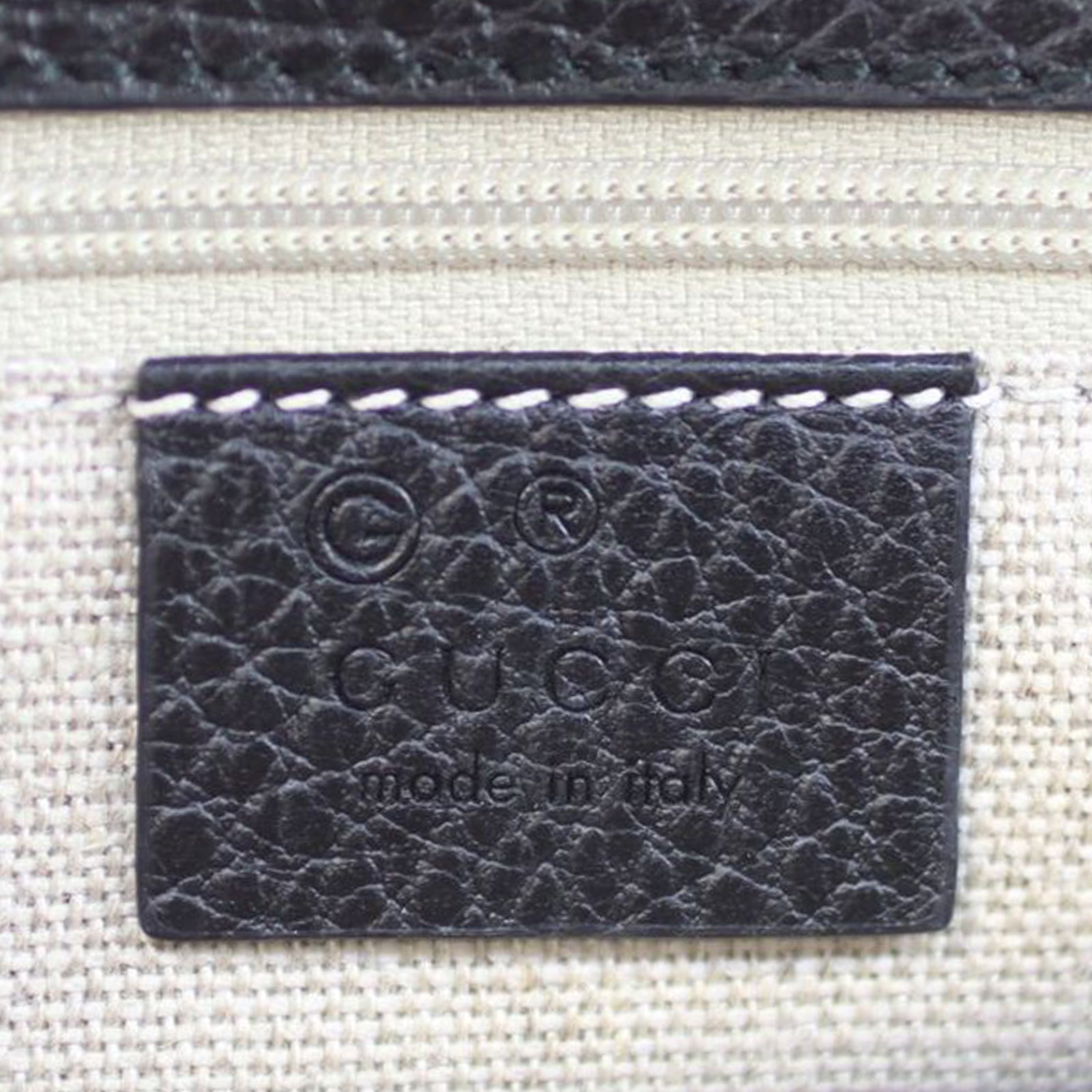 Gucci Interlocking G Chain Medium Shoulder Bag