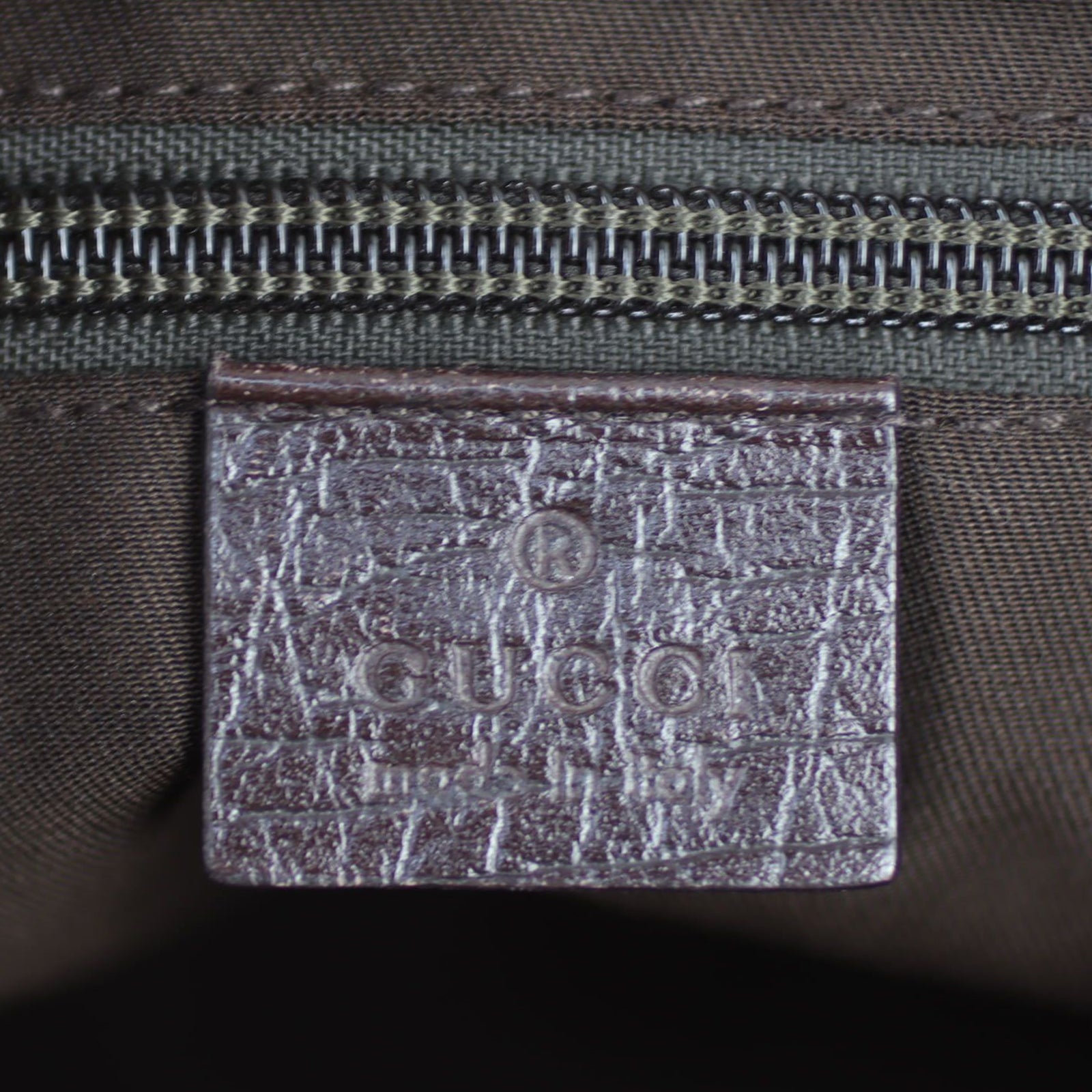 Gucci GG Supreme Zip Tote Small