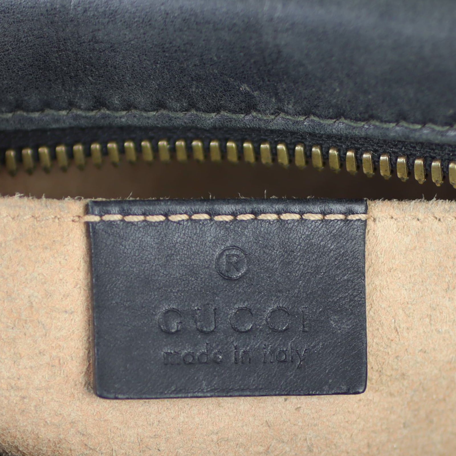 Gucci GG Marmont Small Camera Bag