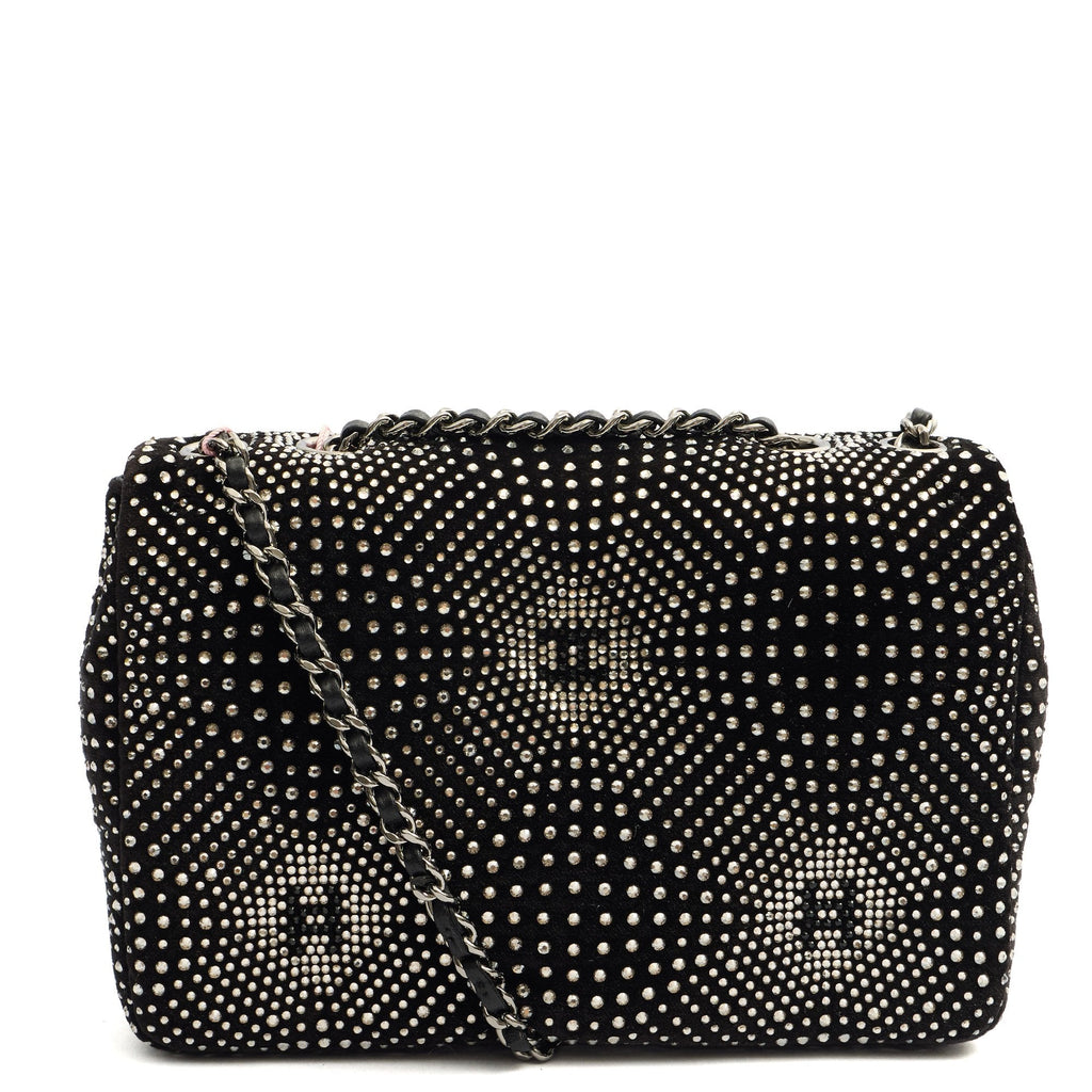 Chanel Shoulder Bag Flap Bag in Black, Velvet