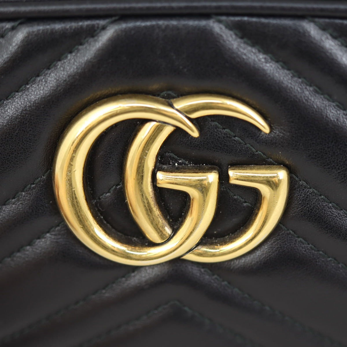 Gucci GG Marmont Small Camera Bag