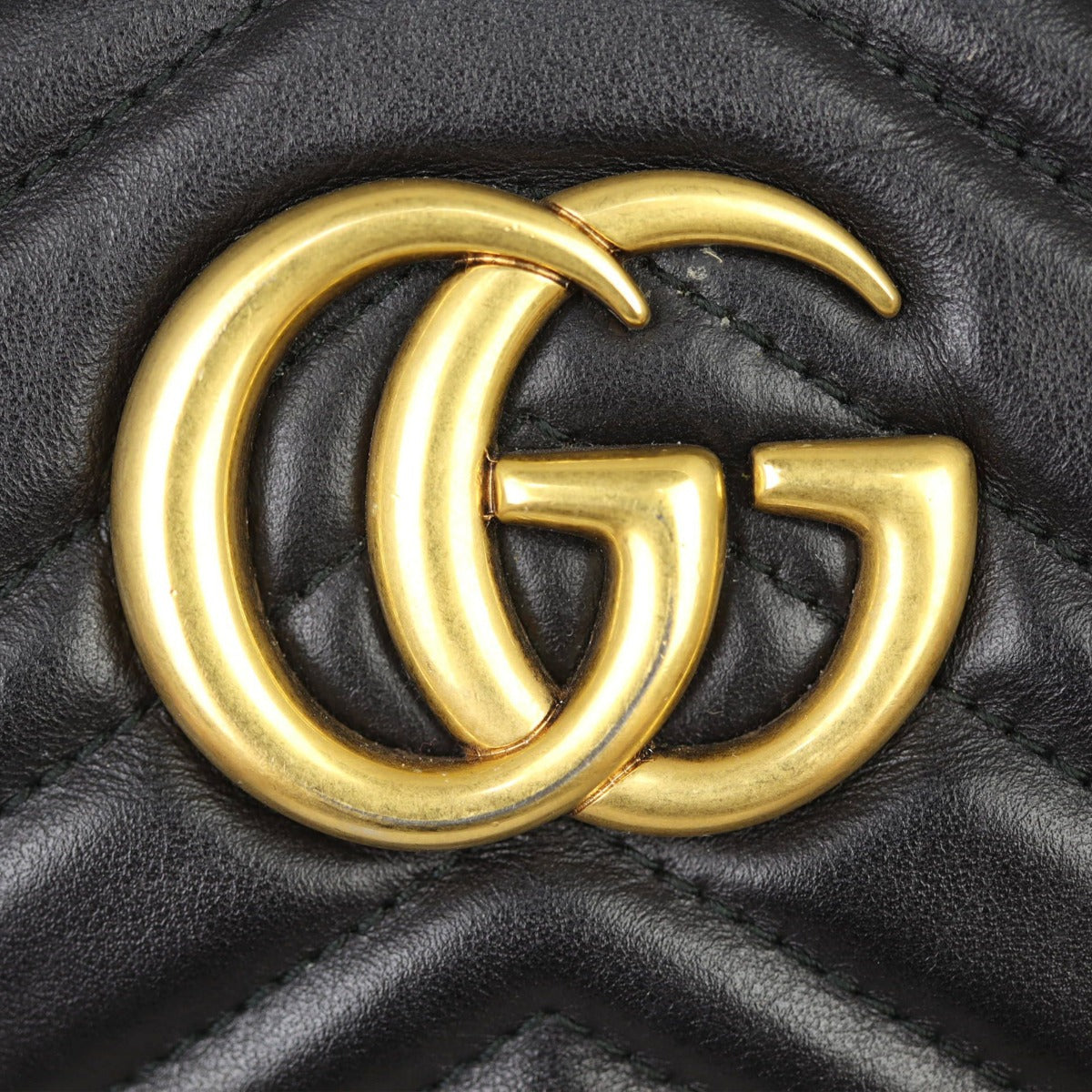 Gucci GG Marmont Small Camera Bag