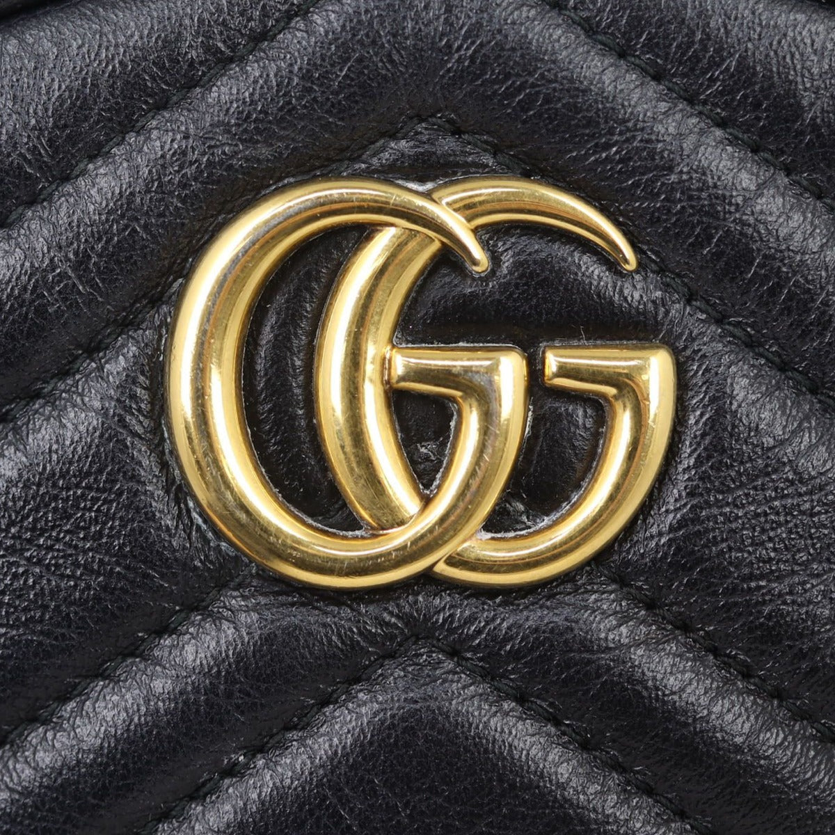 Gucci GG Marmont Round Chain Shoulder Bag