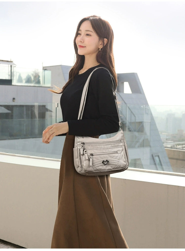 Middle-Aged Moms and Mothers-In-Law, Vintage Women's Shoulder Bag 182-2