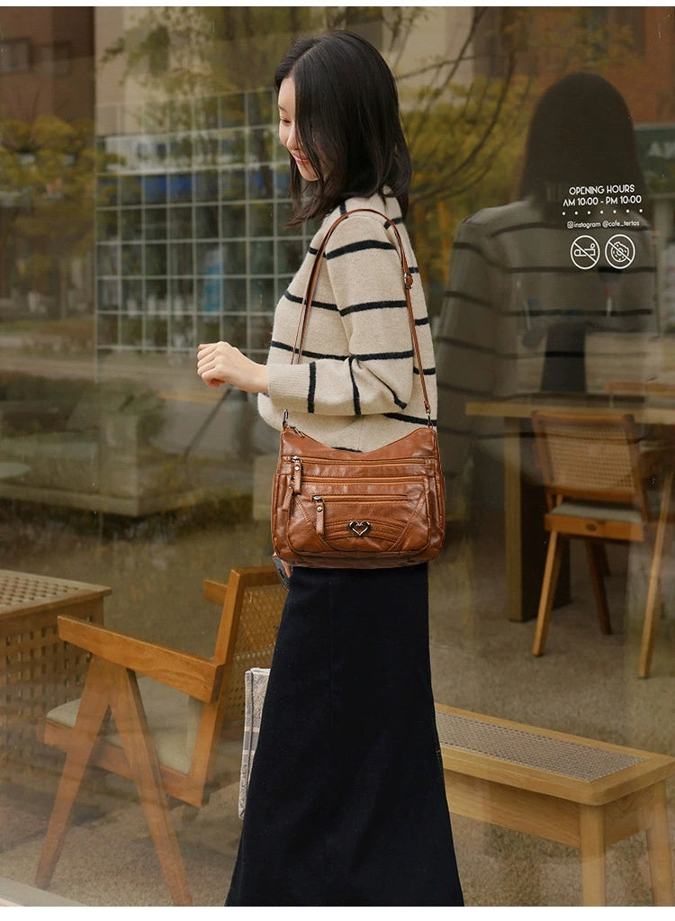 Middle-Aged Moms and Mothers-In-Law, Vintage Women's Shoulder Bag 182-2